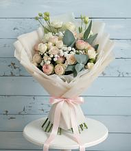 Букет цветов из:  Розы и Лизиантусы в Супсех