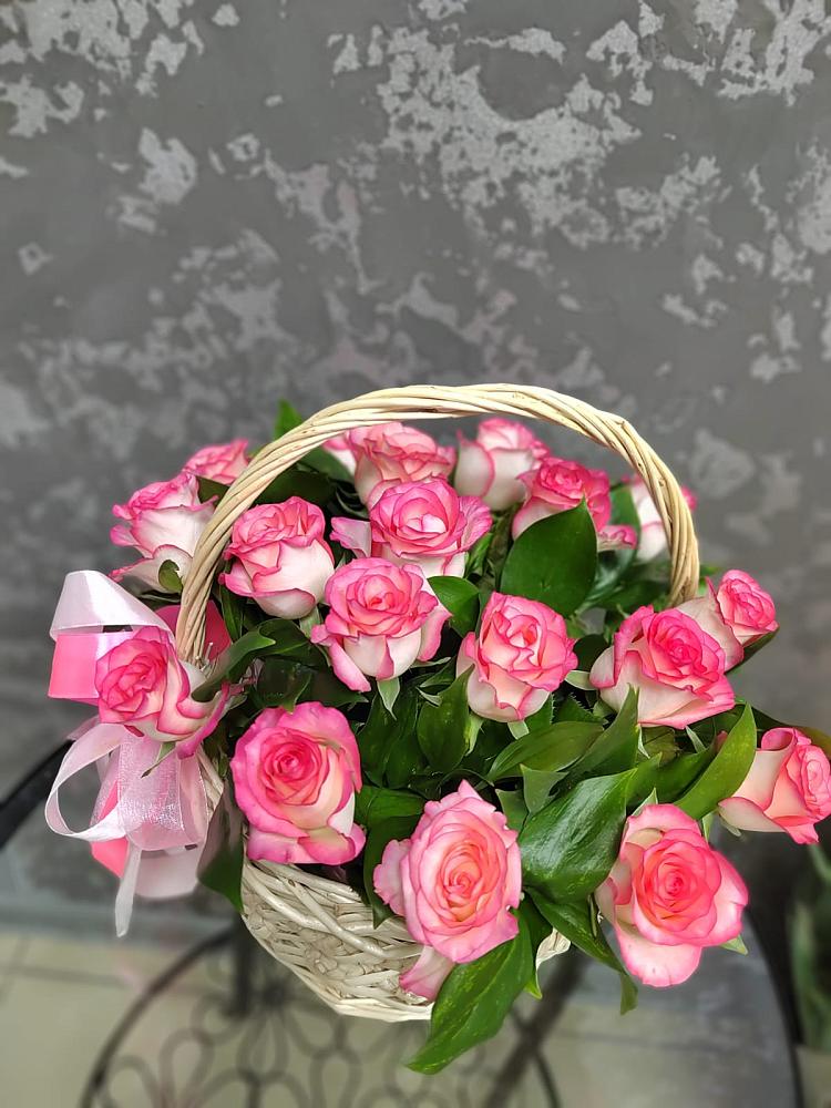 Цветочная композиция из Розы в корзине в Супсех
