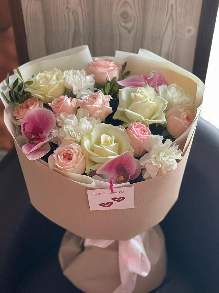 Букет цветов из: Орхидеи, Розы и Гвоздики в Супсех