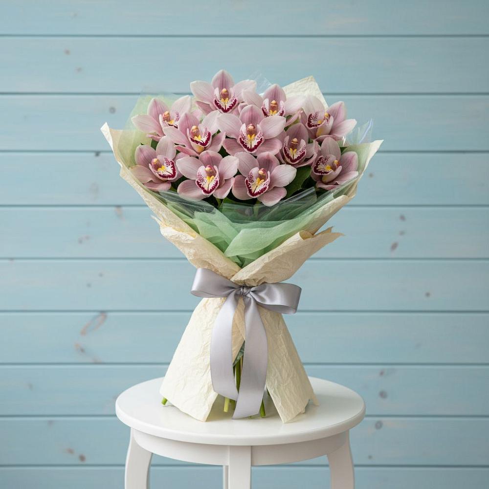 Букет цветов из: Орхидеи и Розы в Супсех