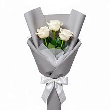 Букет 3 белые розы в Супсех