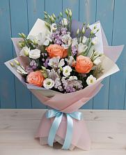 Букет цветов из:  Лизиантусы, Розы, Альстромерии и Гипсофила в Супсех