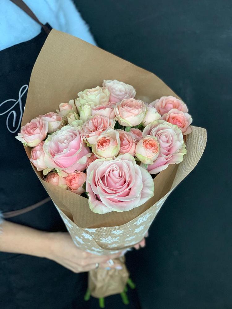 Букет цветов из: Хризантемы и Розы в Супсех