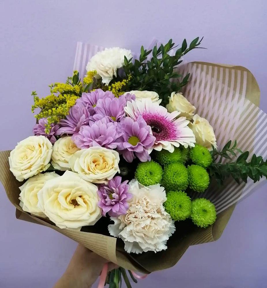 Букет цветов из: Хризантемы, Розы, Гвоздики и Герберы в Супсех