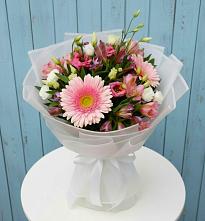 Букет цветов из:  Герберы, Альстромерии и Лизиантусы в Супсех