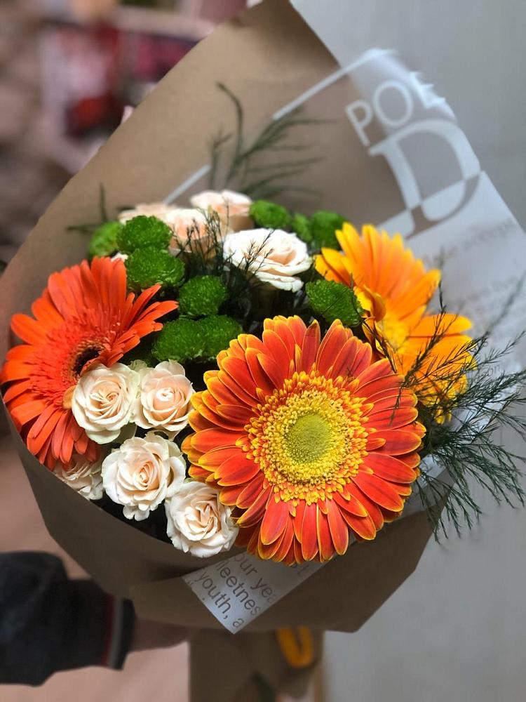 Букет цветов из: Герберы, Хризантемы и Розы в Супсех
