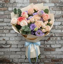Букет цветов из:  Розы, Лизиантусы и Гвоздики в Супсех