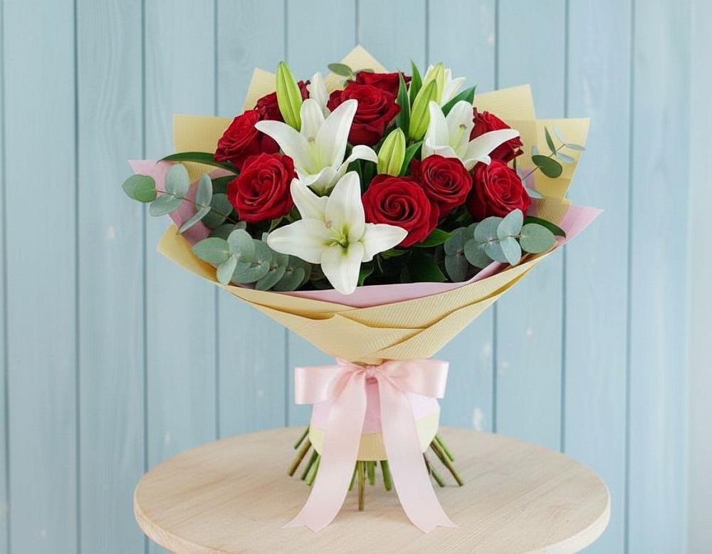 Букет цветов из: Лилии и Розы в Супсех